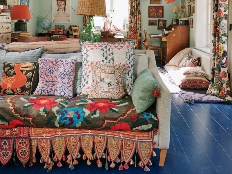 Vẻ đẹp của sự tái sinh - May chắp vá trong thiết kế nội thất bền vững