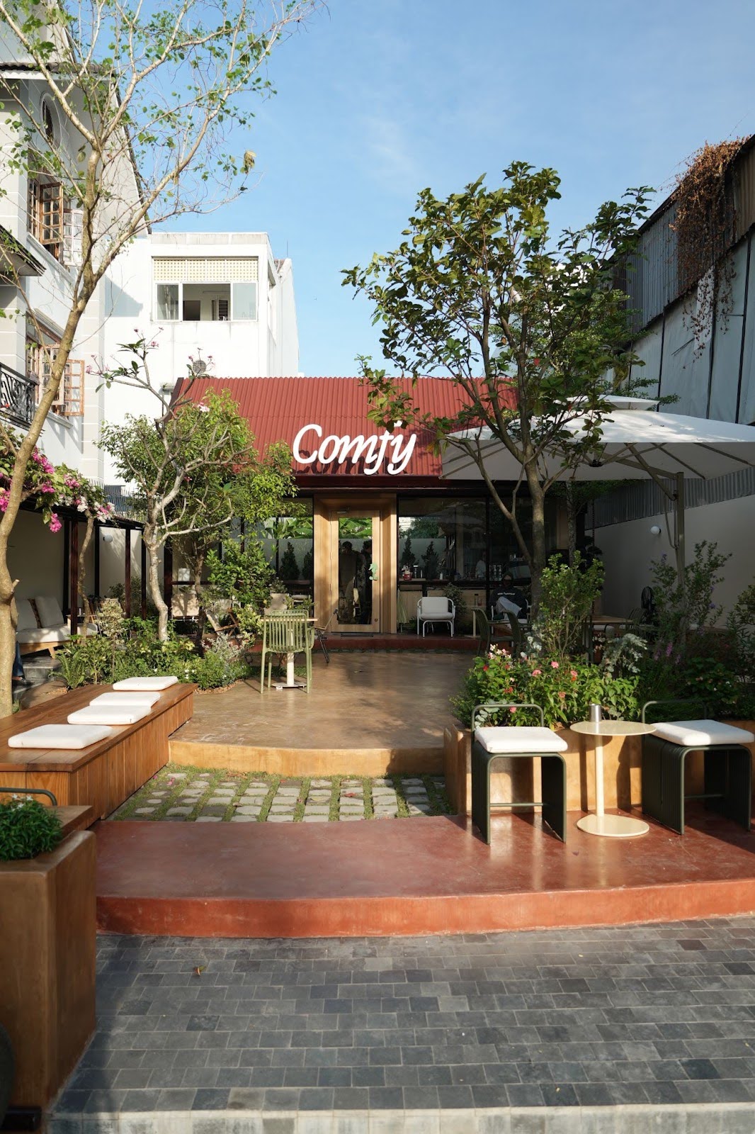 Comfy Coffee and Bakes Trap Space Linh o Liu Sourdough Bakery Maan Legend Coffee Drip’ Drop kafe NOIRE Sterik So Far So Good KATINAT trai nghiem