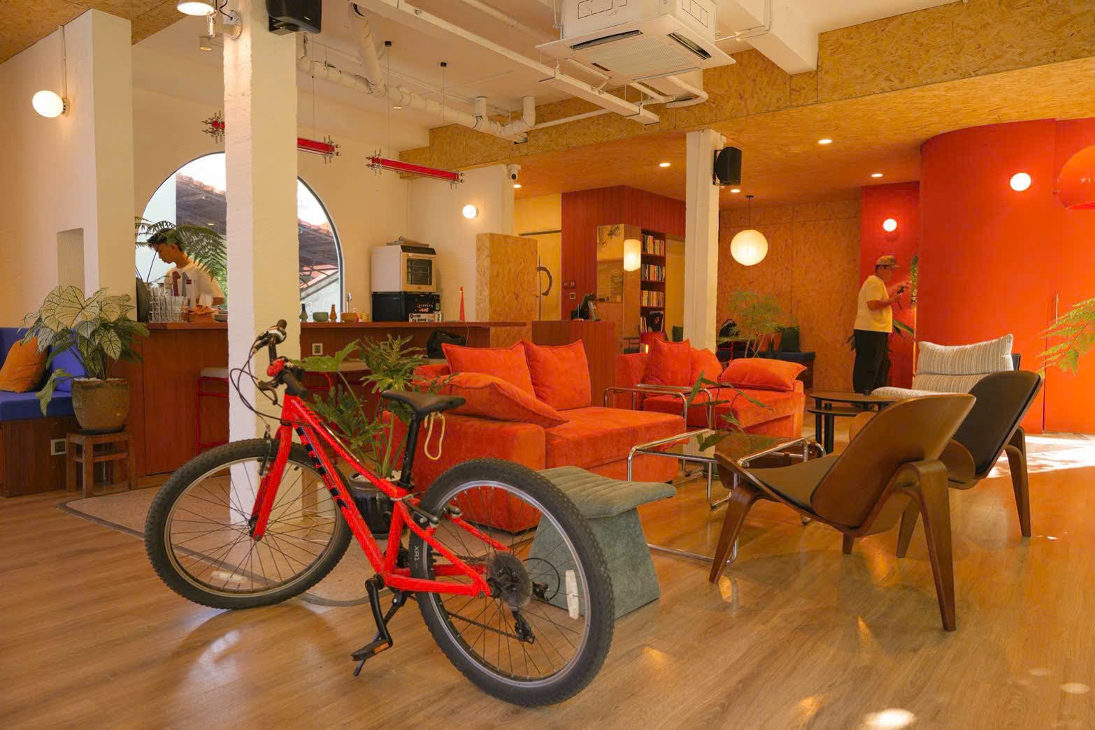 Comfy Coffee and Bakes Trap Space Linh o Liu Sourdough Bakery Maan Legend Coffee Drip’ Drop kafe NOIRE Sterik Cafe So Far So Good KATINAT