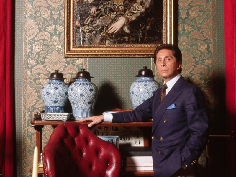 Valentino Garavani: Một đời hoa lệ