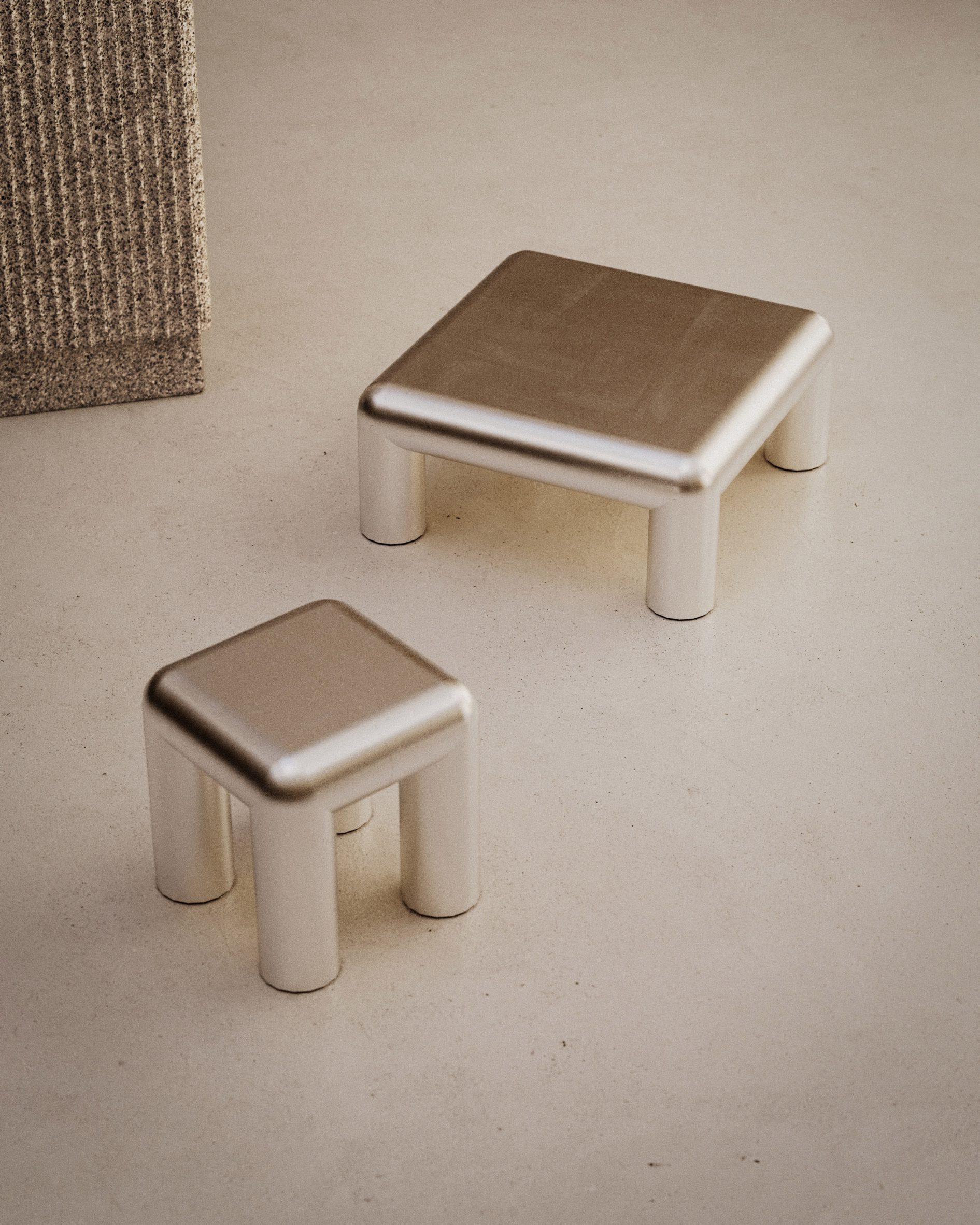 Ban kim loai Formarkivet cubio