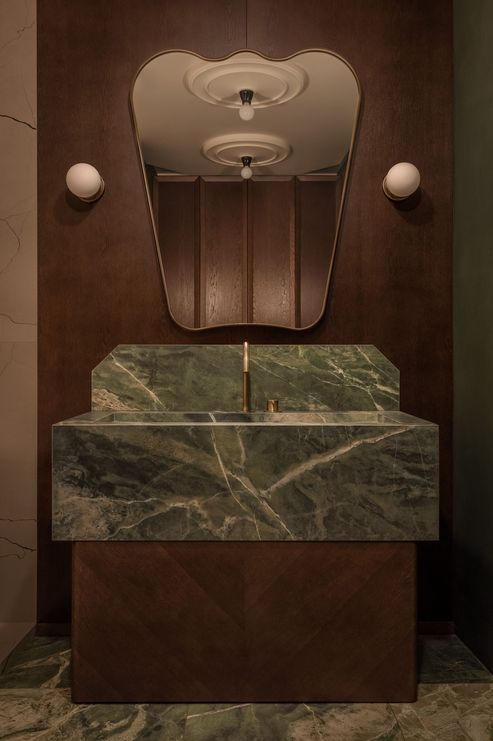 Podil Kyiv co dien phap eclectic