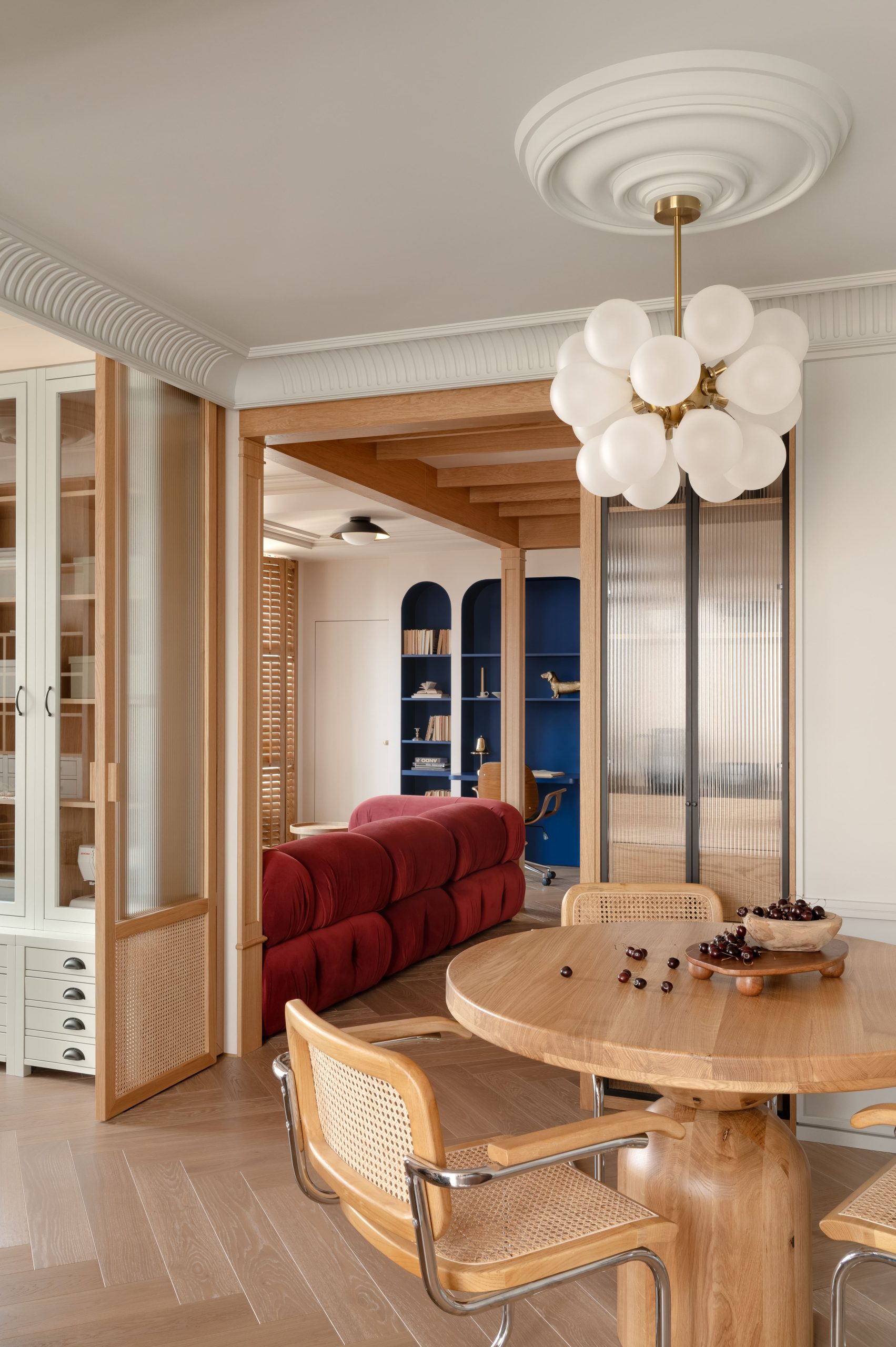 Podil can ho Kyiv co dien phap