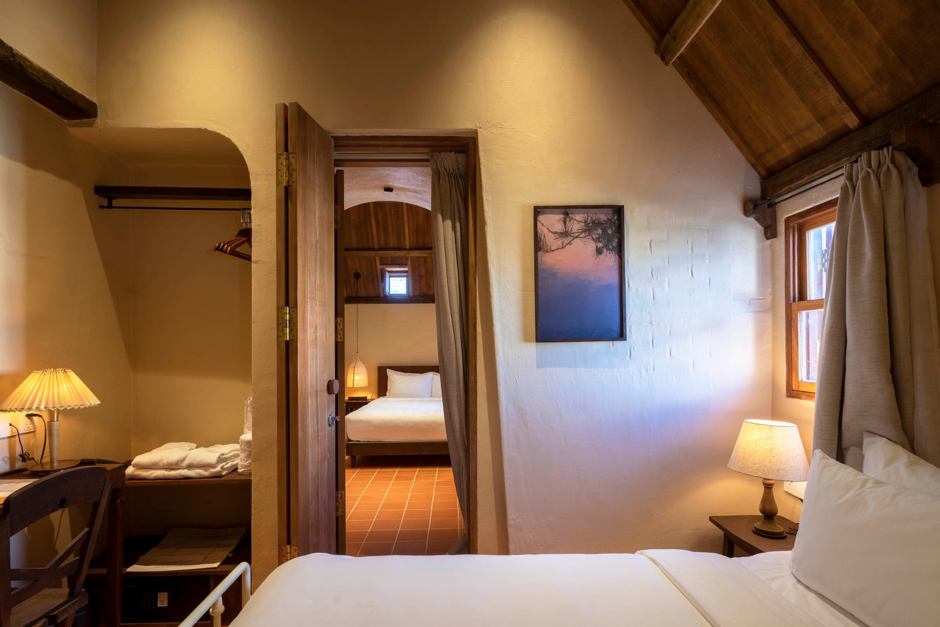 atelier thoa khach san banla hotel dia diem