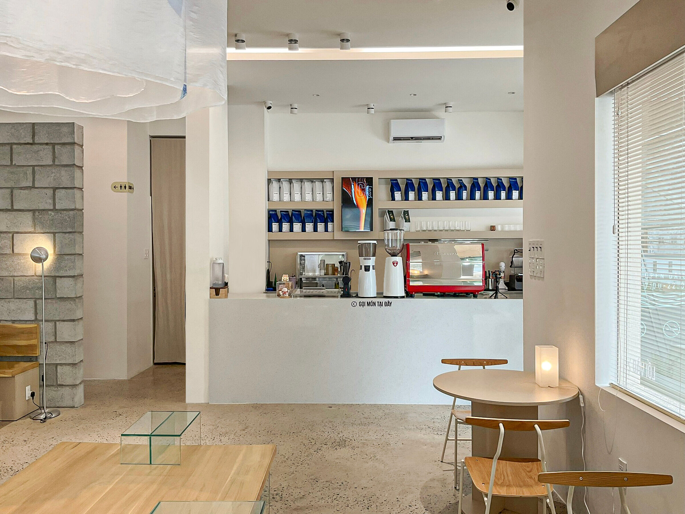 viet nam rach gia 68 home n café aha.studio.arc