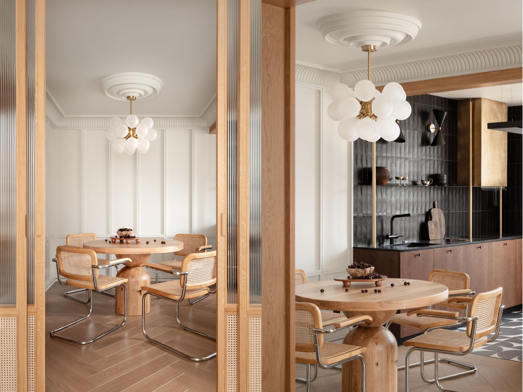 can ho kyiv ukraine co dien phap noi that phong an san go