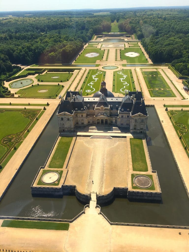 vuon phap French formal garden Jardin à la française André Le Nôtre Vaux-le-Vicomte