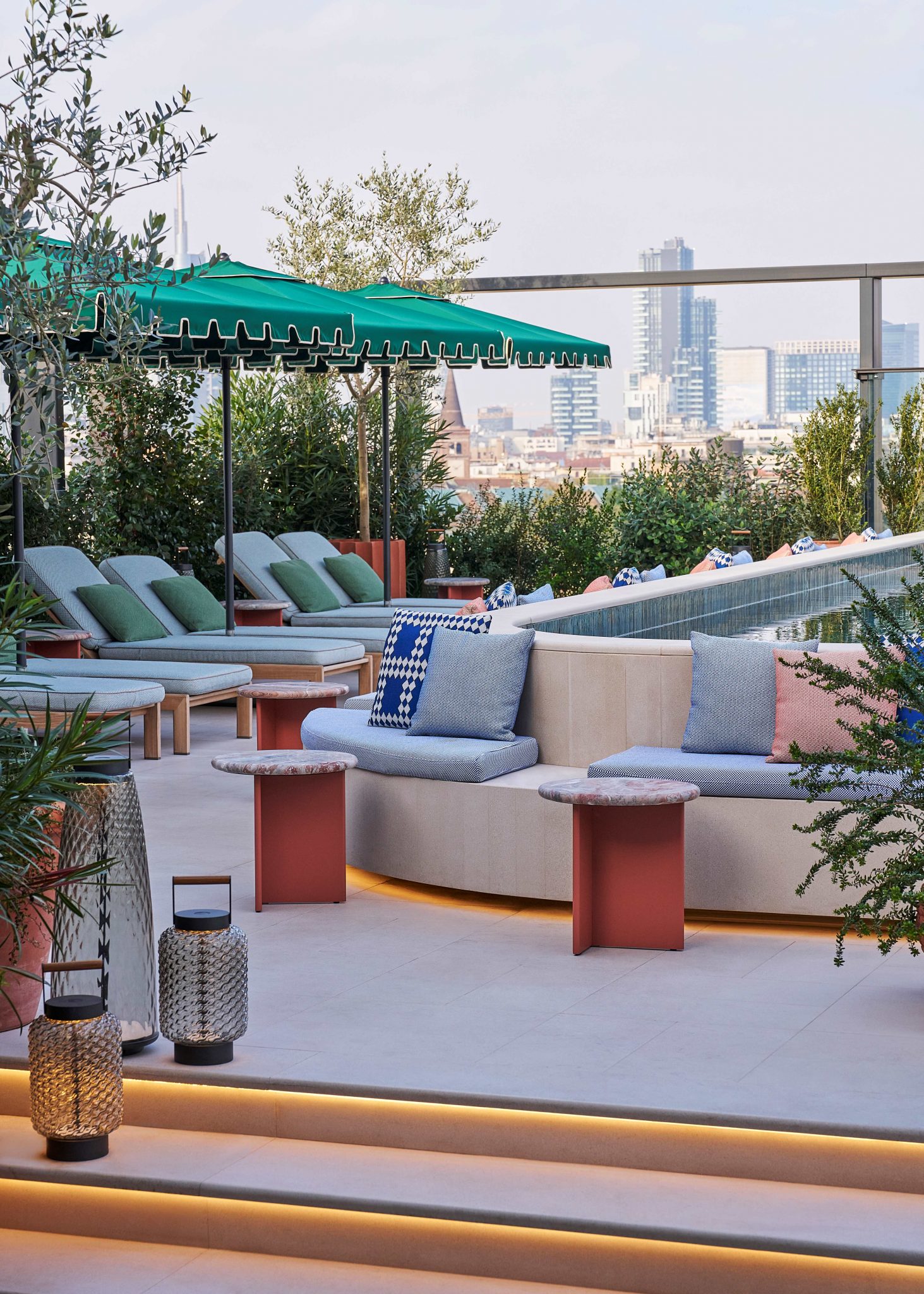 Patricia Urquiola Laura Gonzalez Linda Boronkay Elsa Urquijo Ruta Bagdzeviciute Yuko Nagayama