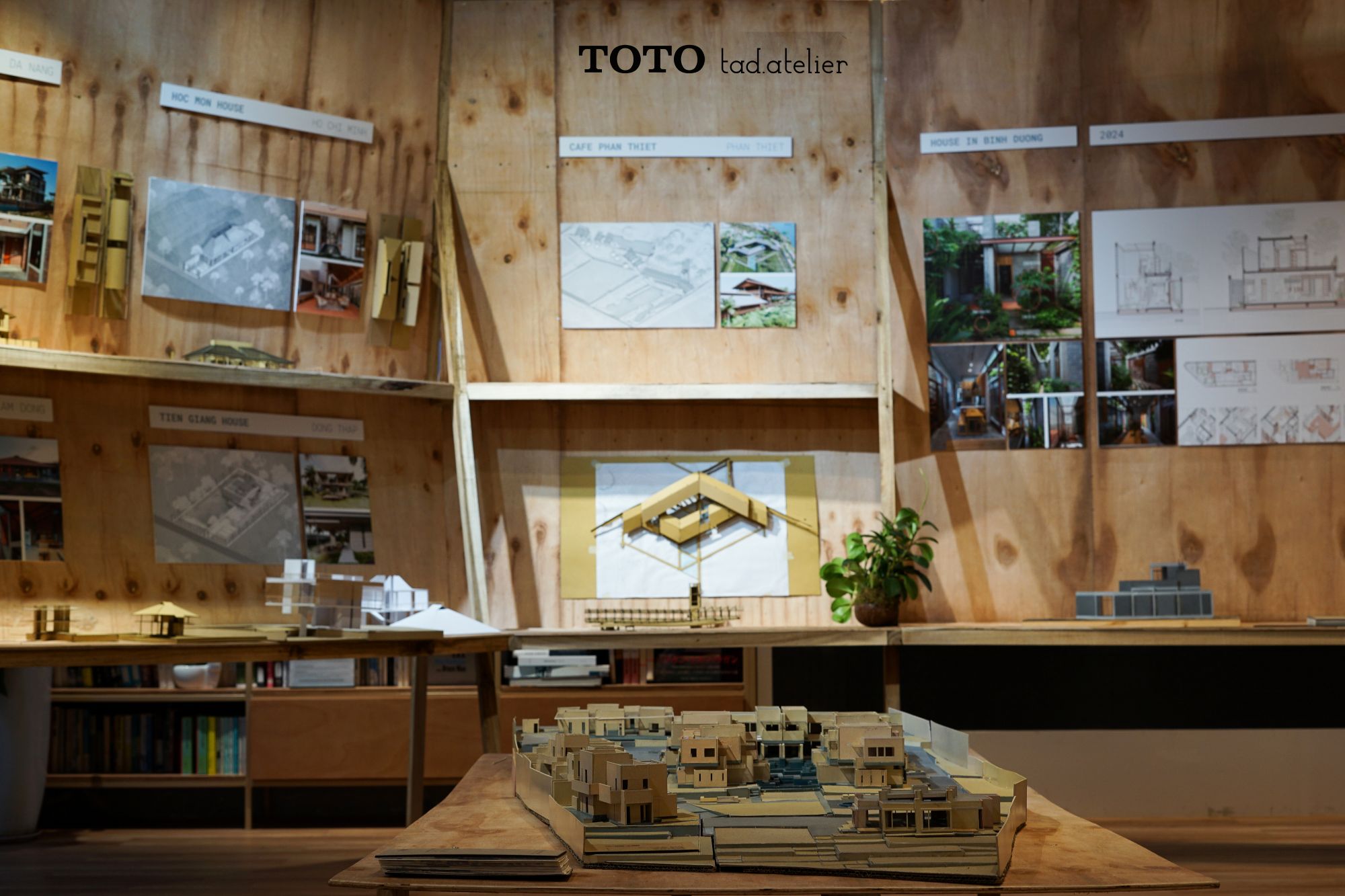 trien lam kien truc architecture in flow toto