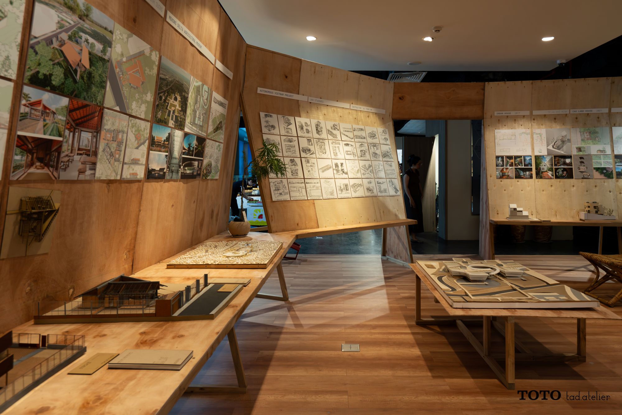 tad.atelier trien lam kien truc architecture in flow toto