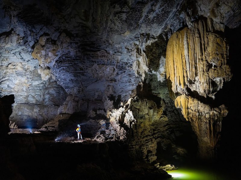 Tú Làn - Thế giới kỳ bí trong lòng đất