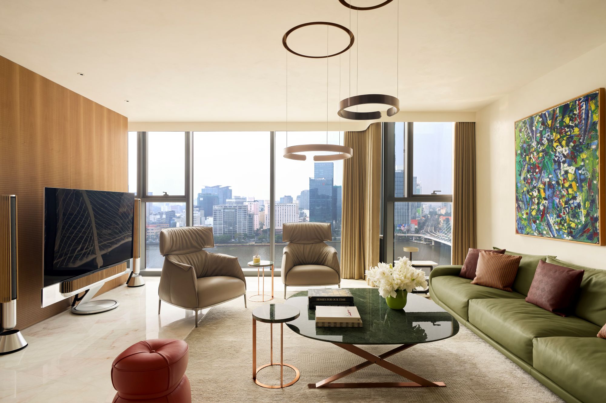 can ho sai gon less is more chau tran noi that phong khach