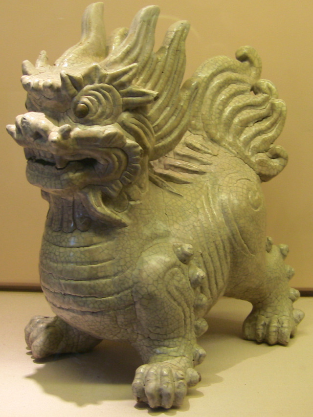 hoa van gom bau truc chu dau bat trang cay mai lai thieu bien hoa