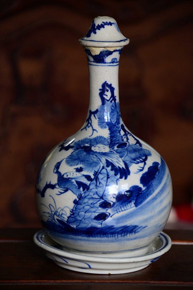 hoa van gom bau truc chu dau bat trang cay mai lai thieu bien hoa