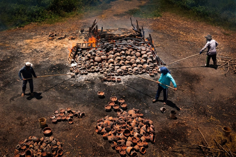 hoa van gom truyen thong bau truc chu dau bat trang cay mai lai thieu bien hoa