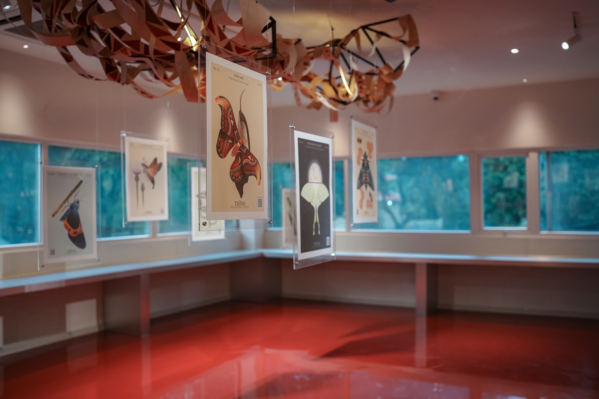 trien lam trung the geometry of insects hoa si le trong hoang toong nguyen binh khiem