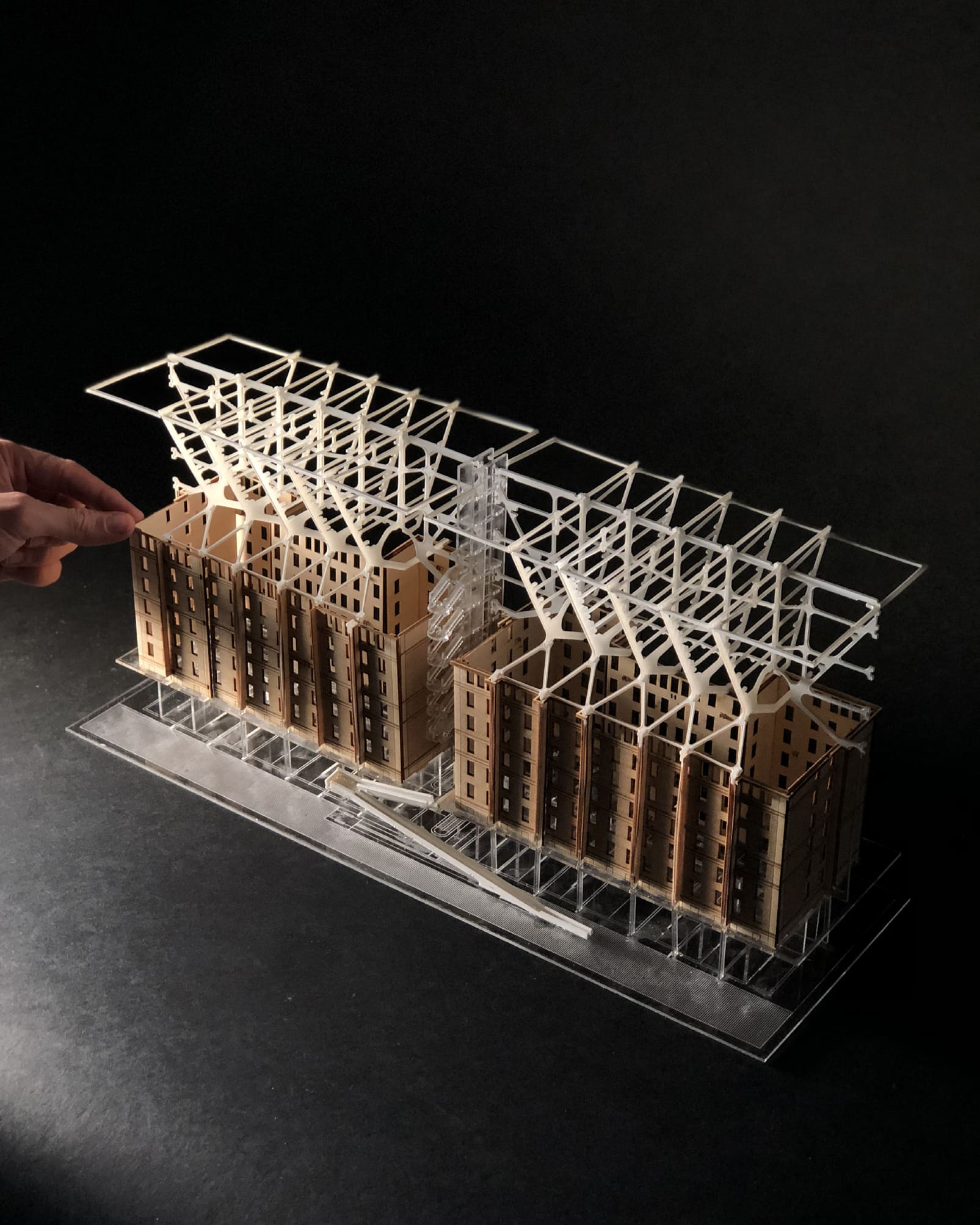 khoa vu kien truc su mo hinh grayscale Architecture of Fog