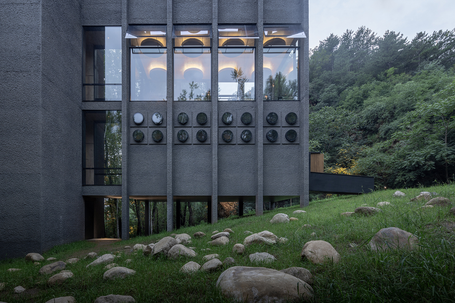 Vector Architects to hop spa Wulingshan Eye Stone Spring elle deco international a list 2025