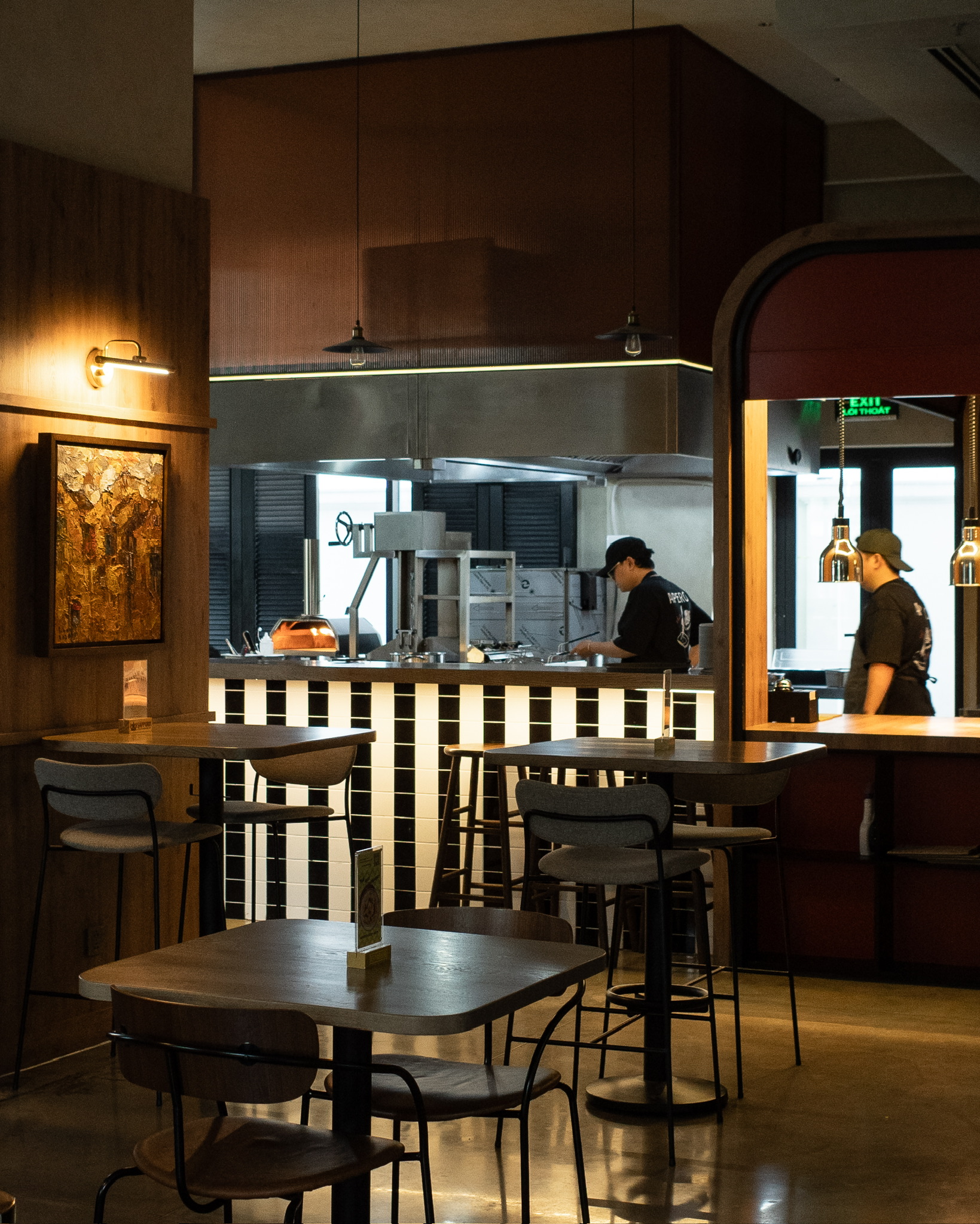 apero saigon hoang anh bearbrickbtws blogger nha hang after hour