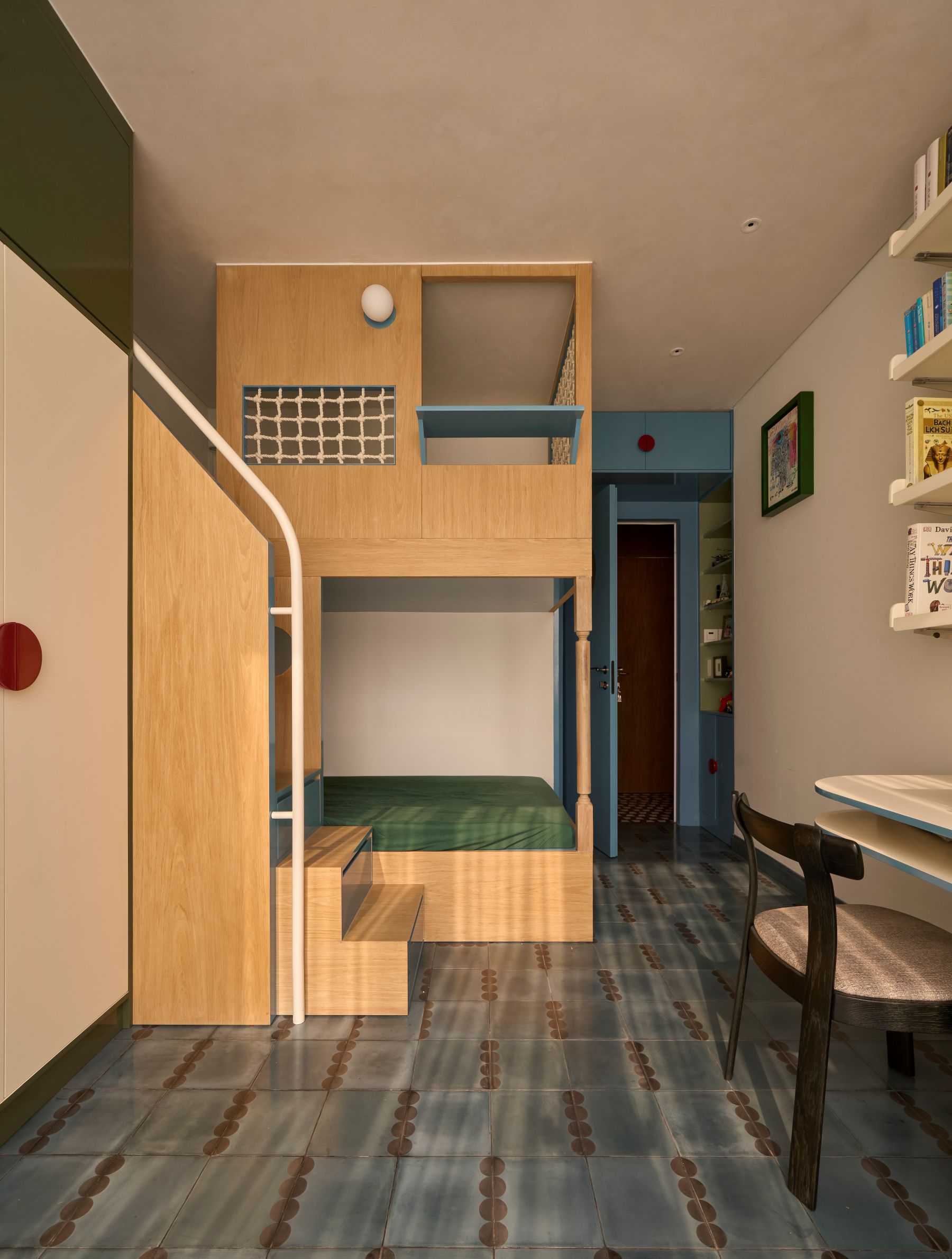 sgnha noi that phuong dong chau a phong ngu