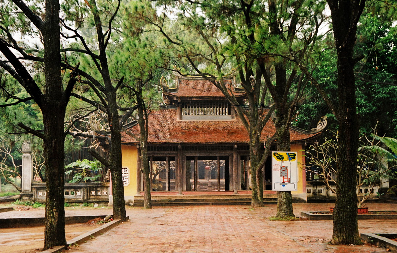 chua con son dinh kiep bac hai phong