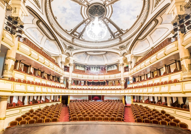 Nha hat phong cach phap Palais Garnier Paris Teatro Colón Buenos Aires Amazonas Manaus tphcm ha noi
