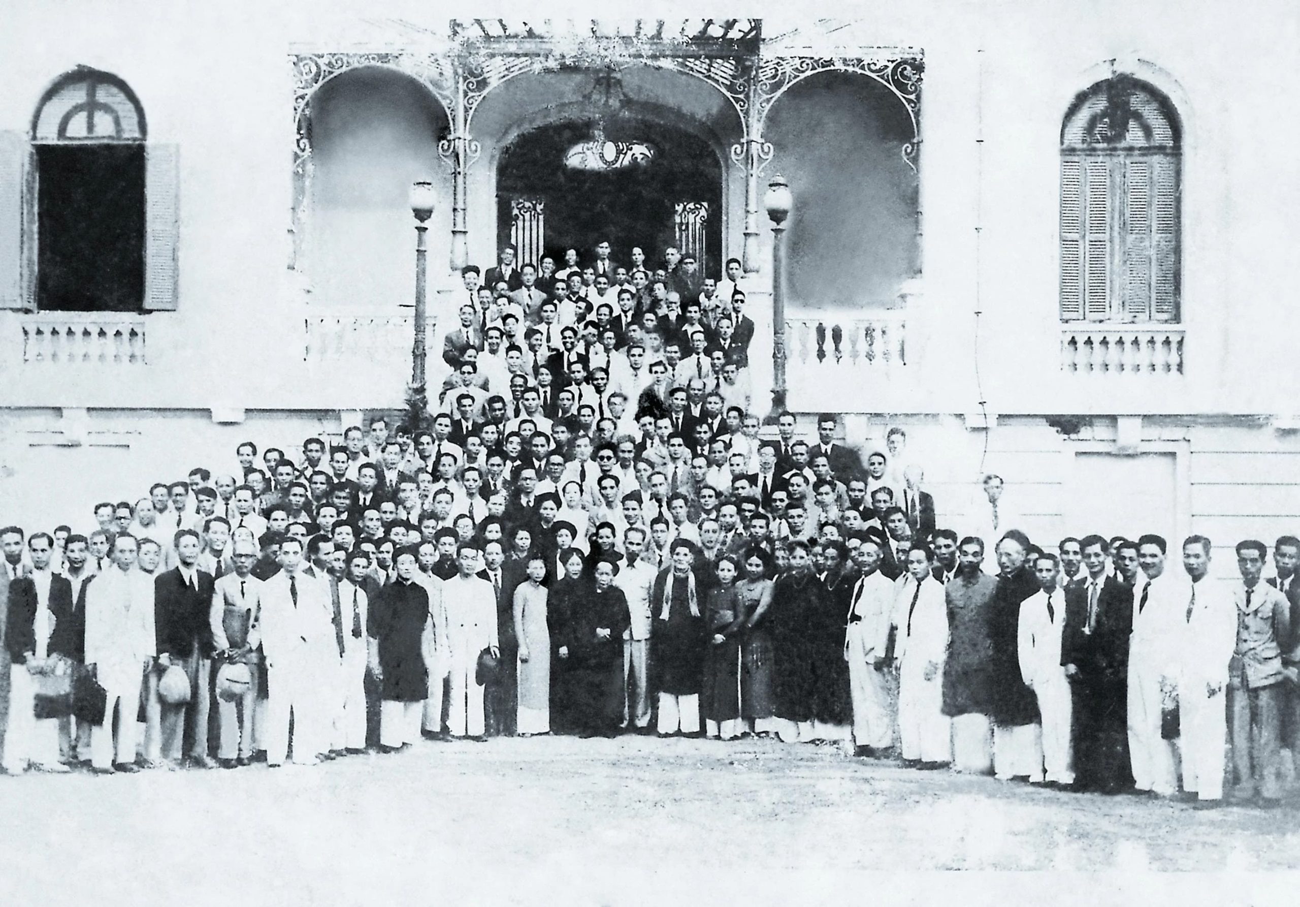 theater phong cach phap Palais Garnier Paris Teatro Colón Buenos Aires Amazonas Manaus tphcm ha noi