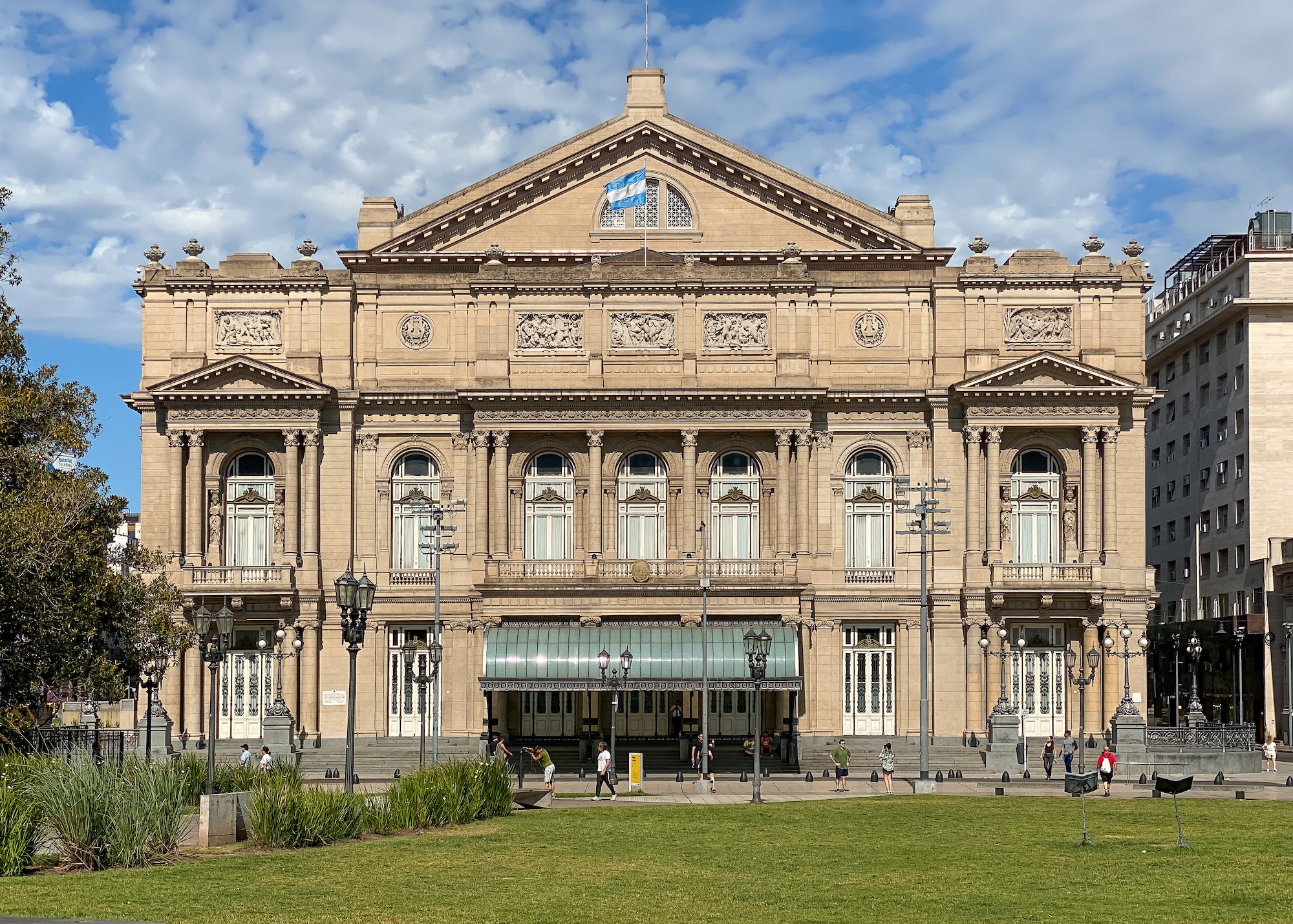 theater phong cach phap Palais Garnier Paris Teatro Colón Buenos Aires Amazonas Manaus tphcm ha noi