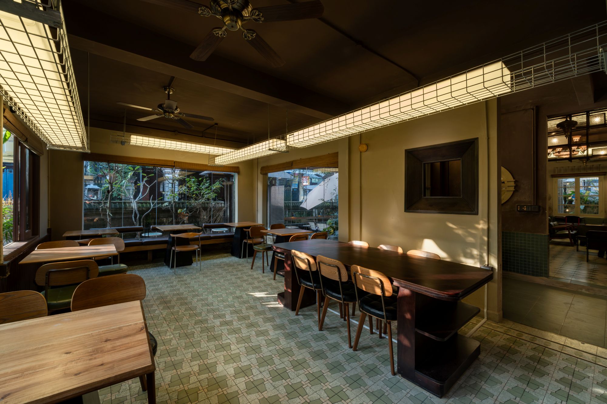 quan cafe laph heritage hue cai tao nha co limdim house studio