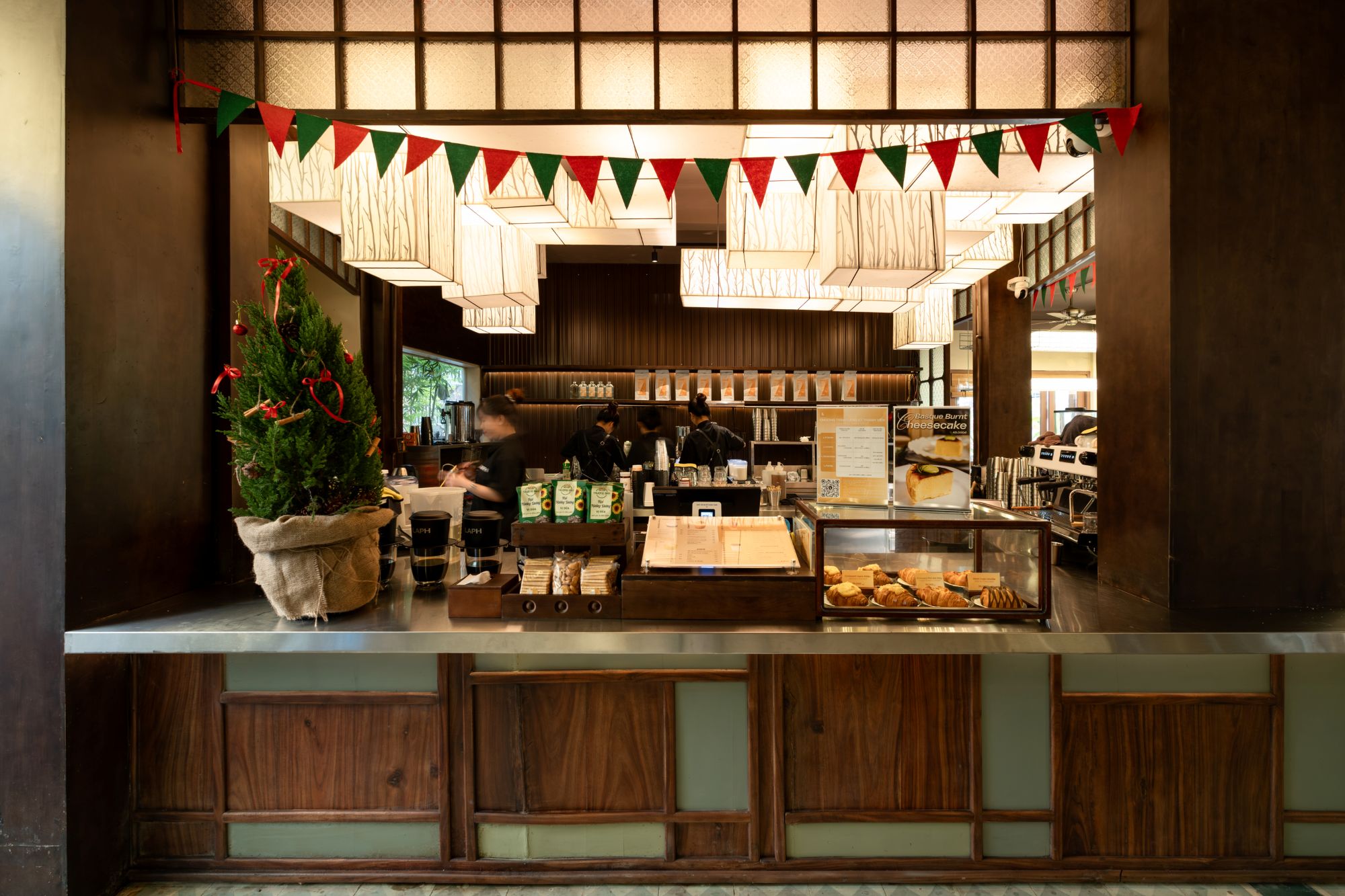 quan cafe laph heritage hue cai tao nha co limdim house studio