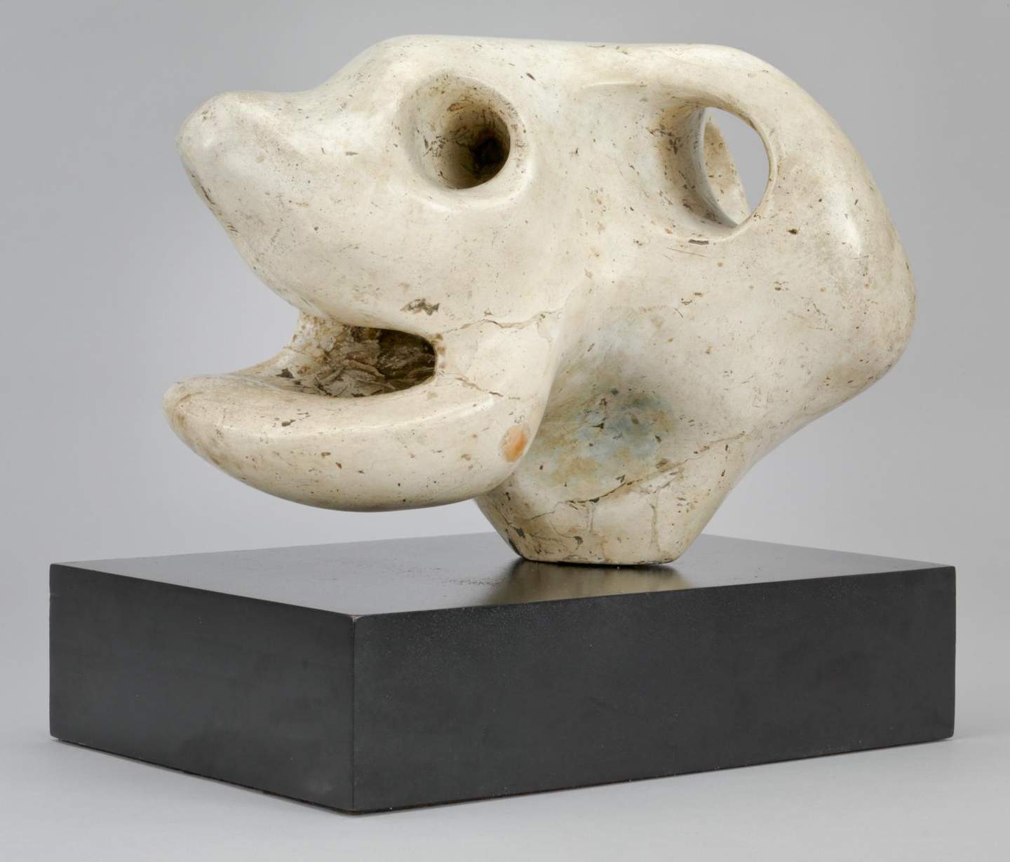 Animal Head Henry Moore nghe thuat duong dai found object