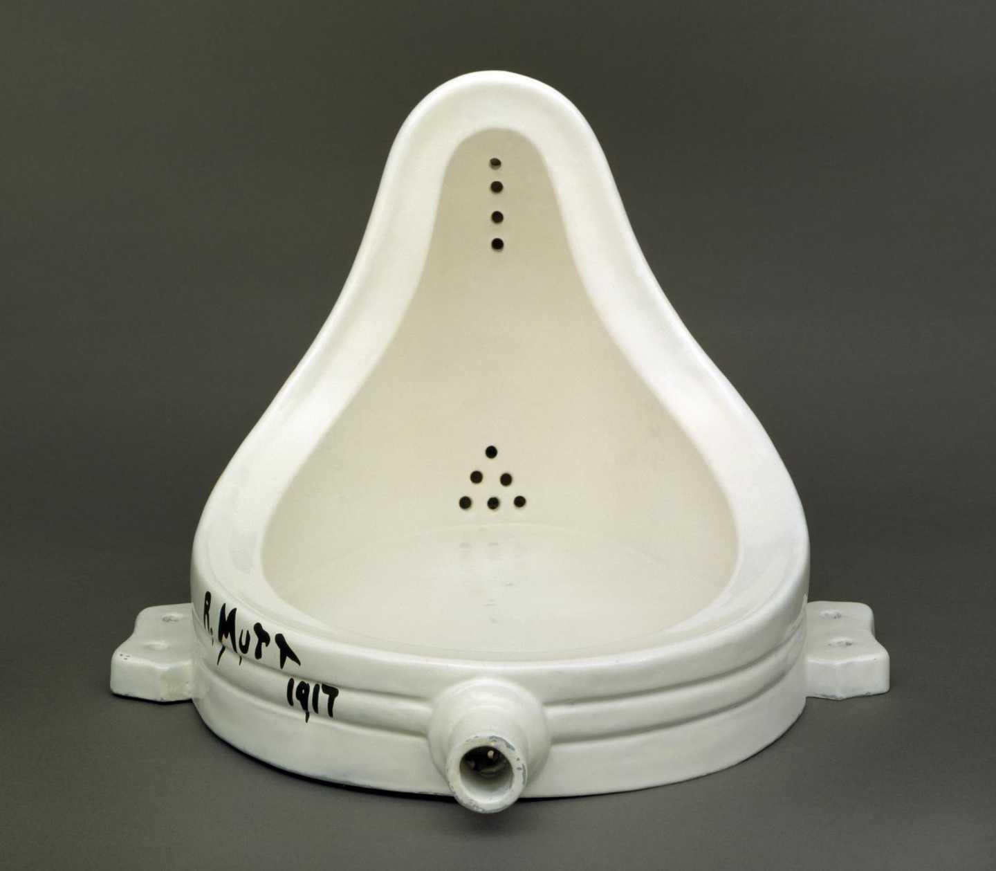 Fountain Marcel Duchamp 1917 nghe thuat duong dai