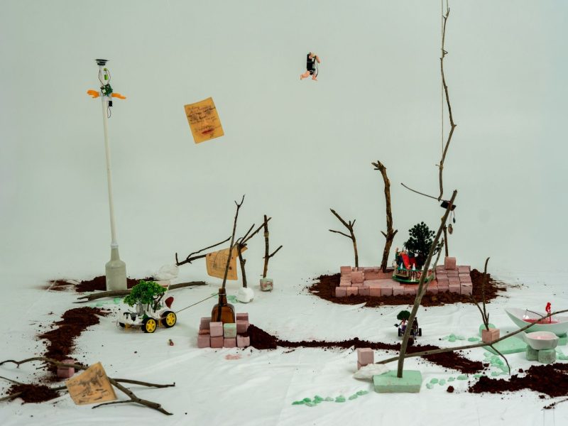 Found Object: Khi phép màu vẫn lấp lánh trong kho báu tuổi thơ