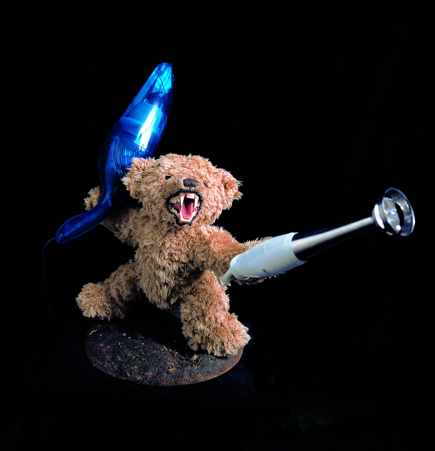 grizzly little fuckers david mach 2002 nghe thuat duong dai found object