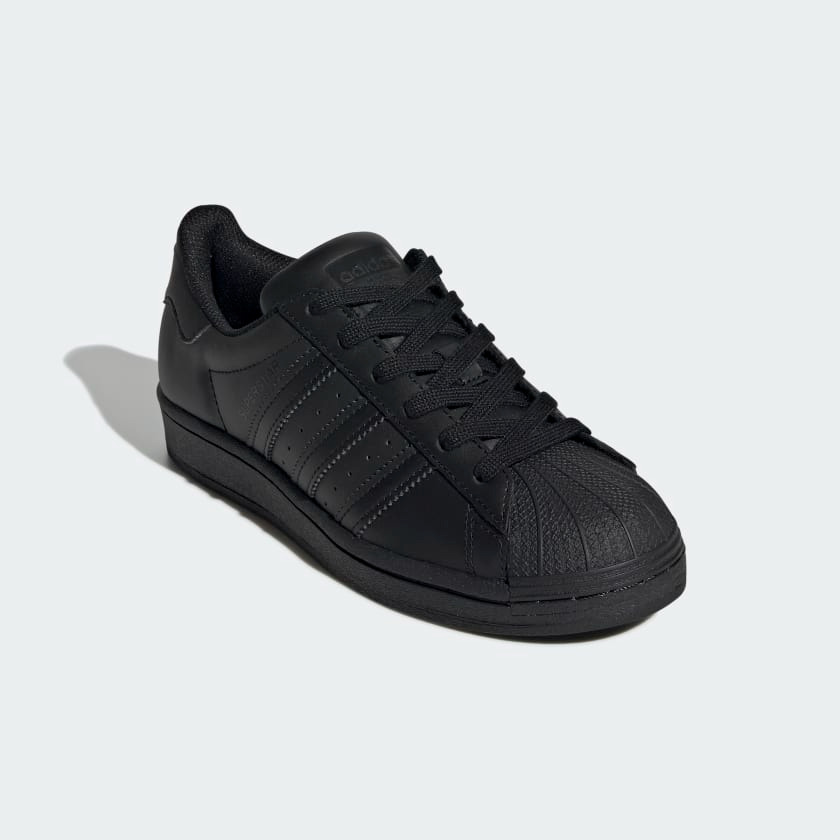 sneakers adidas