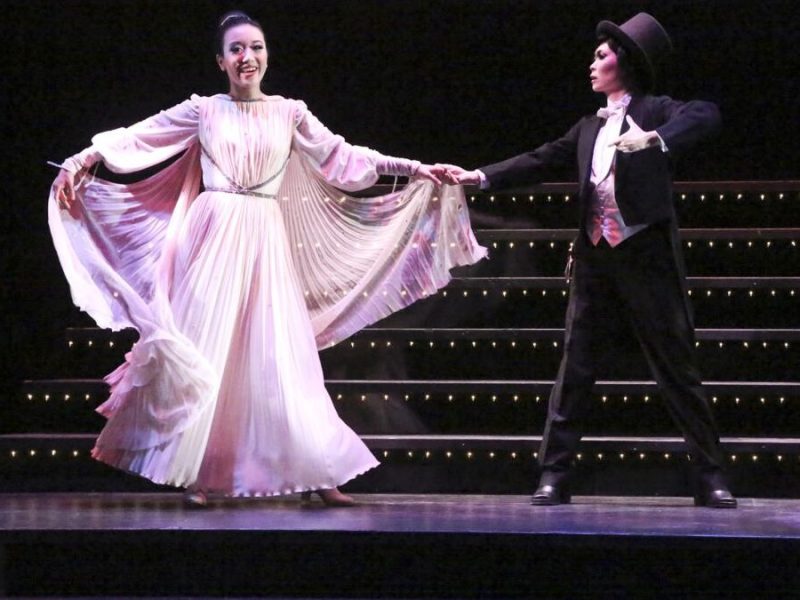 Takarazuka Revue: Sân khấu nhạc kịch nơi phụ nữ kiến tạo mọi thế giới