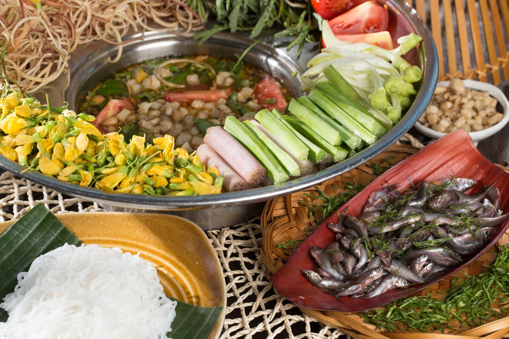 am thuc mien tay lau ca linh bong dien dien